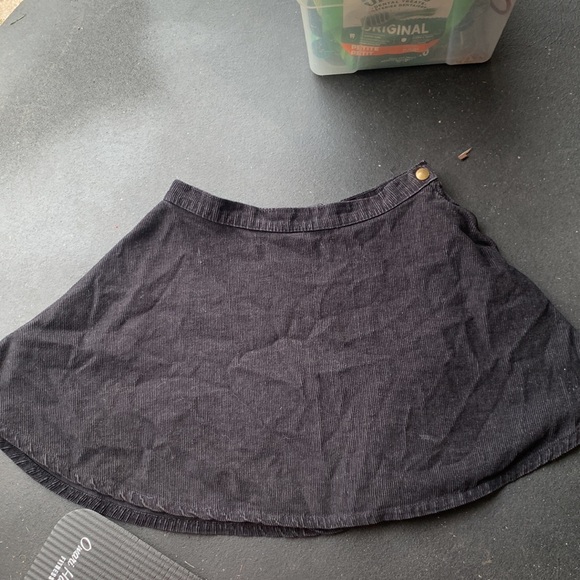 Black corduroy High wasted skirt - Picture 3 of 4